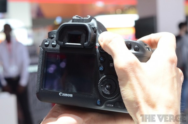 Canon EOS 6D 